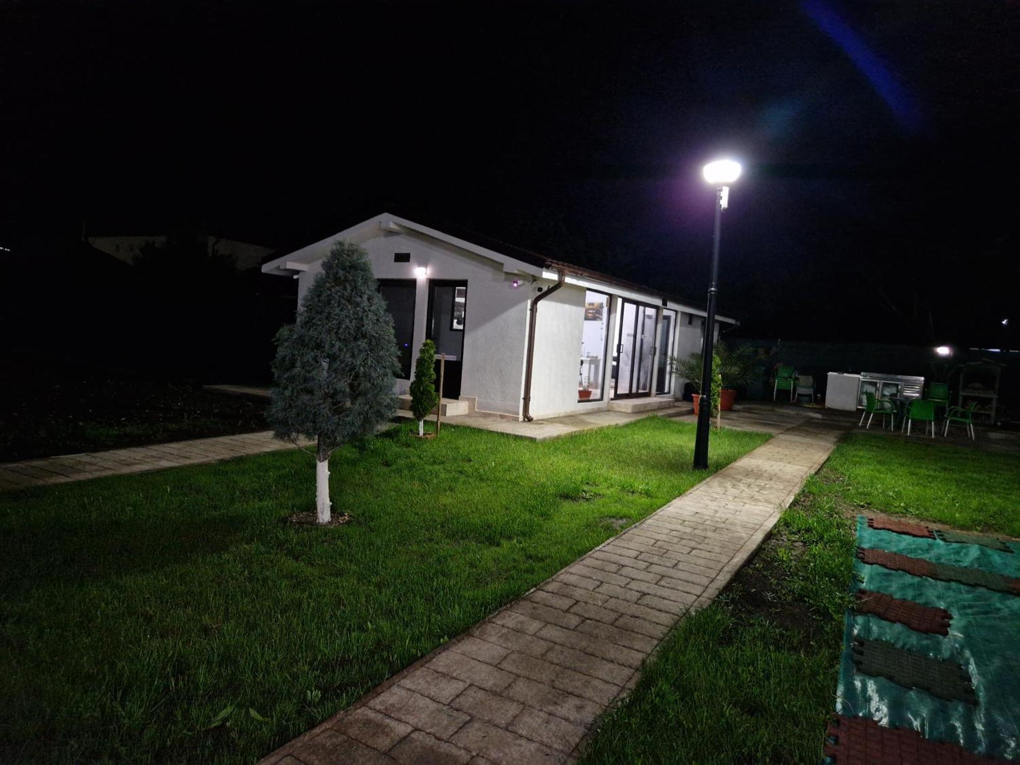 Complex Turistic N&S Hotell Două Mai Exteriör bild